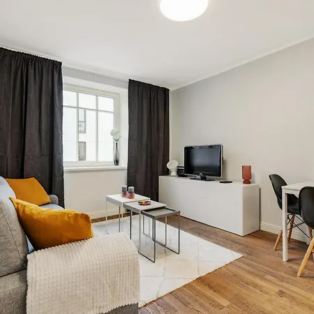 Charming 1 Bedroom In Superb Location Free Parking Apartment