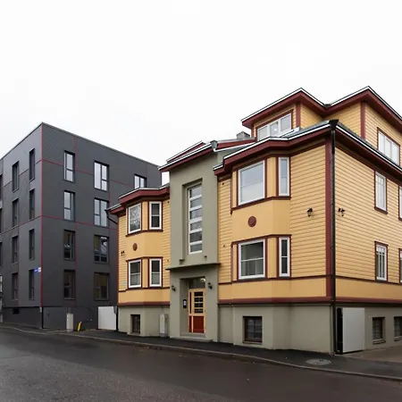 Korter Charming 1 Bedroom In Superb Location Free Parking Tallinn