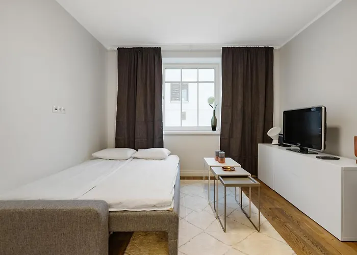 Charming 1 Bedroom In Superb Location Free Parking *