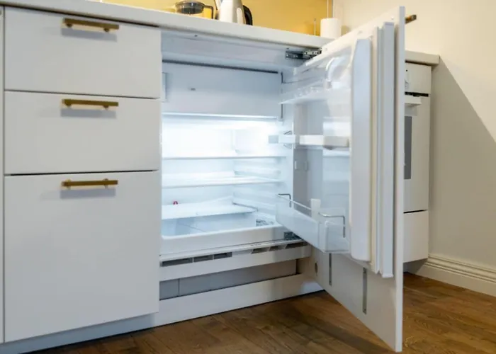 Charming 1 Bedroom In Superb Location Free Parking Apartman