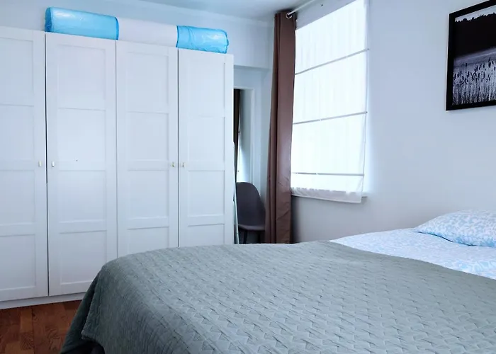 Apartman Charming 1 Bedroom In Superb Location Free Parking