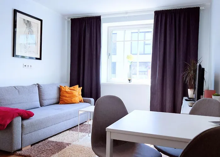 Charming 1 Bedroom In Superb Location Free Parking Talin